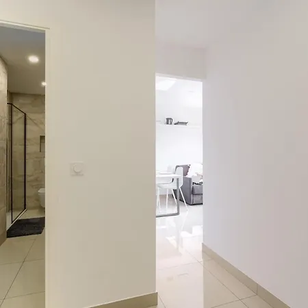 Free Parking & 400m To The Sea - 5 Min From Cannes 公寓 *